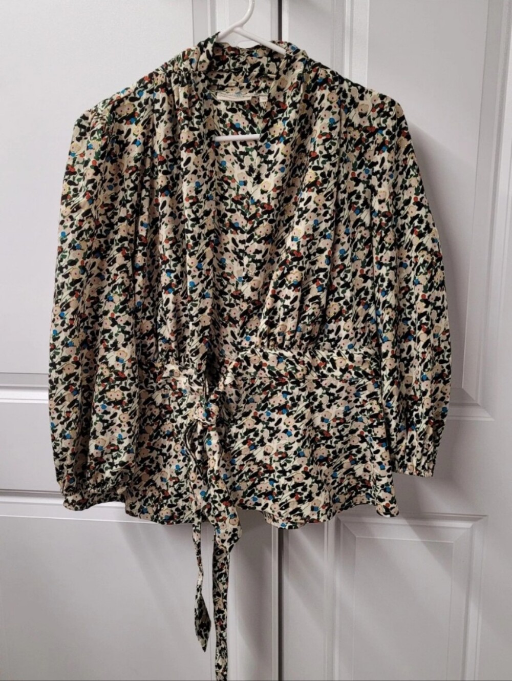 Eva Mendes Blouse Women's Size: Small Nice Cute Tie Front
